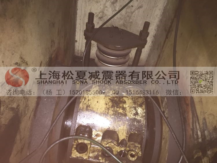 高速冲创橡胶小黄鸭下载
